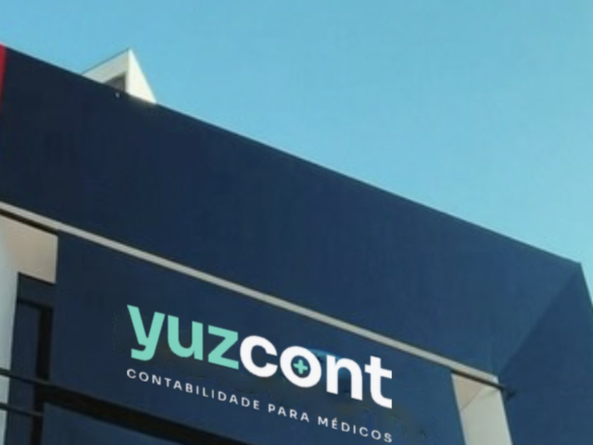 Fachada com a marca Yuzcont